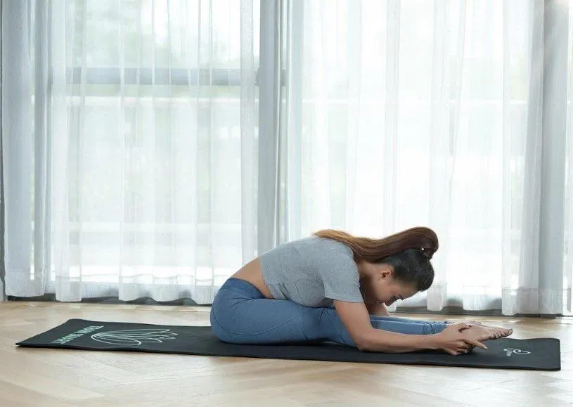 Động tác này giúp căng cơ, bắp chân từ từ căng và nóng lên (Ảnh: Internet). Động tác này giúp căng cơ, bắp chân từ từ căng và nóng lên (Ảnh: Internet).