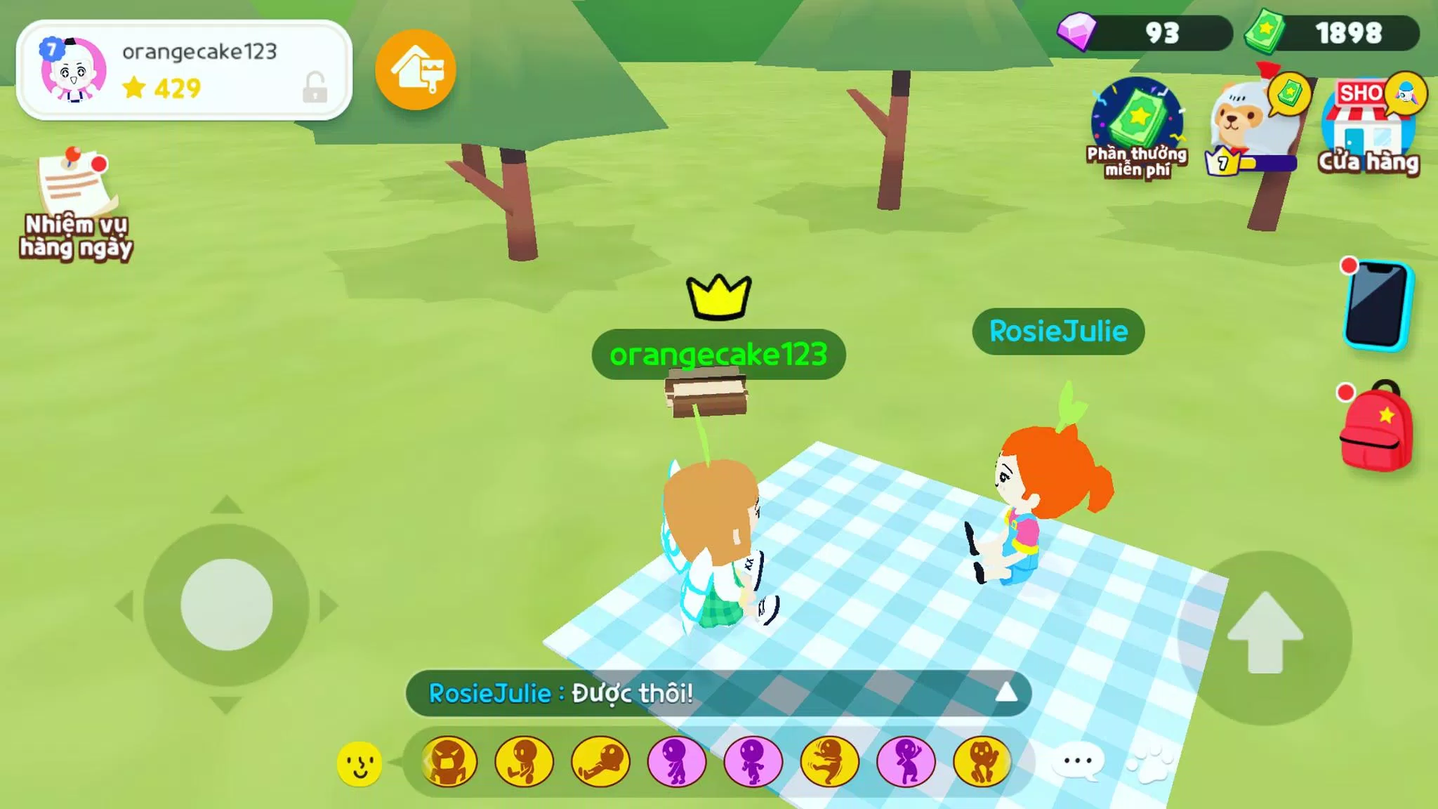 Cùng nhau cắm trại (Nguồn: BlogAnChoi). Cùng nhau cắm trại (Nguồn: BlogAnChoi).