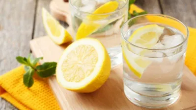 Chanh có hàm lượng vitamin C cao (Nguồn: Internet). Chanh có hàm lượng vitamin C cao (Nguồn: Internet).