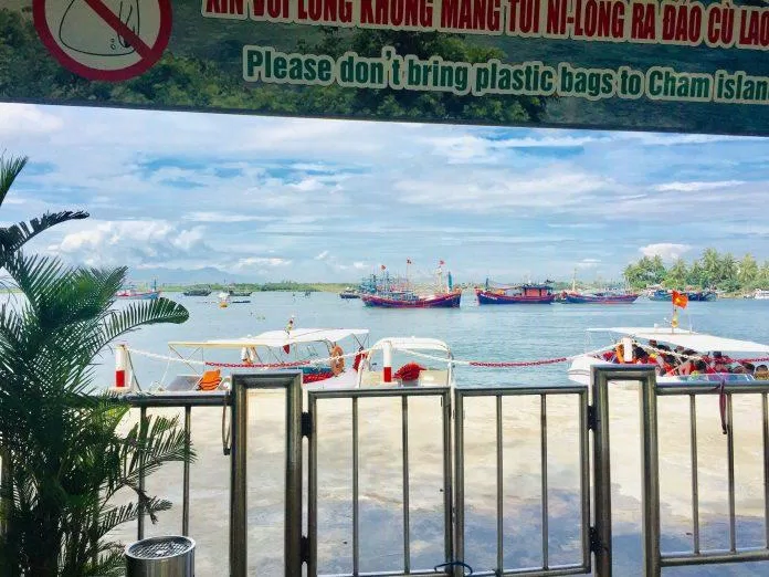 Bến tàu đi Cù Lao Chàm. (Ảnh: Kim Cúc) Bến tàu đi Cù Lao Chàm. (Ảnh: Kim Cúc)