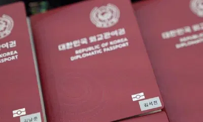 Tấm hộ chiếu ngoại giao của BTS (Ảnh: Internet). Tấm hộ chiếu ngoại giao của BTS (Ảnh: Internet).