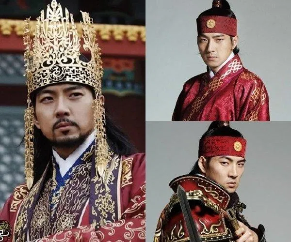 Trang phục đăng quang của Jumong được thiết kế rất cầu kì (Nguồn: Internet).