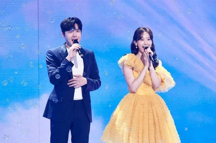 Kim Seon Ho từng song ca cùng Yoona (Ảnh: Internet). Kim Seon Ho từng song ca cùng Yoona (Ảnh: Internet).