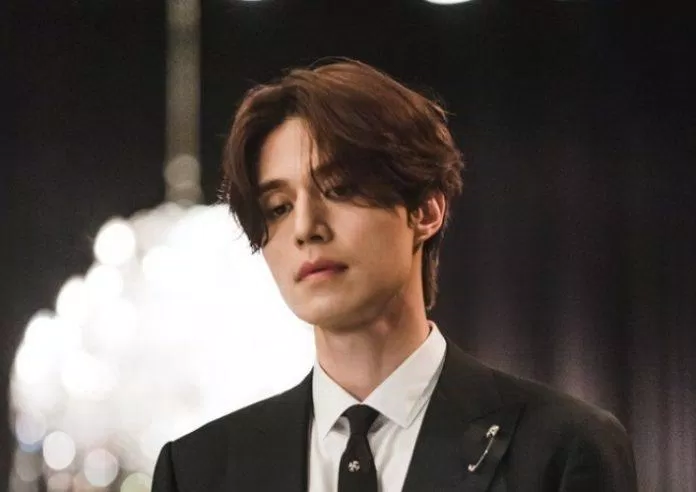 Lee Dong Wook trở lại với vai nam chính Yi Yeon trong Bạn Trai Tôi Là Hồ Ly phần 2 (Ảnh: Internet).