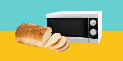 Vì sao không nên hâm nóng bánh mì bằng lò vi sóng? (Ảnh: Internet). Vì sao không nên hâm nóng bánh mì bằng lò vi sóng? (Ảnh: Internet).