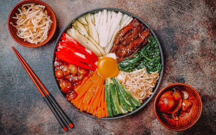 Cơm bibimbap của Hàn Quốc (Nguồn: Internet).