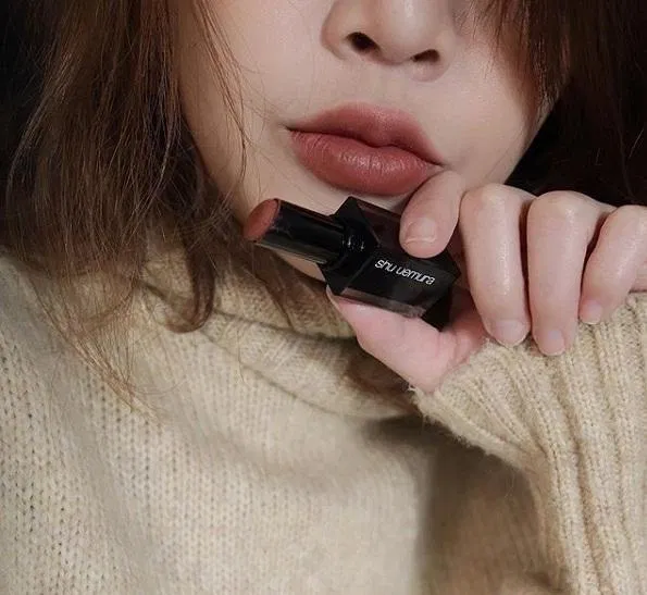 Sắc nâu tây đầy thanh lịch đến từ nhà Shu (Nguồn: Internet)