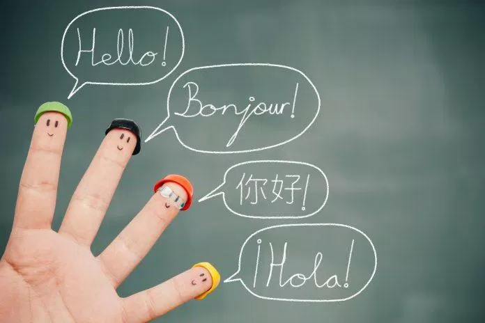 Học thêm ngôn ngữ mới (Ảnh: Internet).