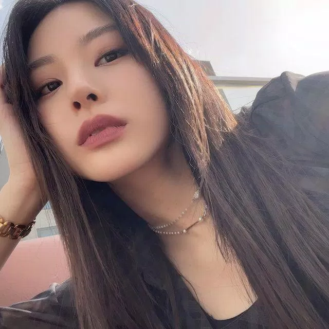 Noze instagram(nguồn: internet) Noze instagram(nguồn: internet)