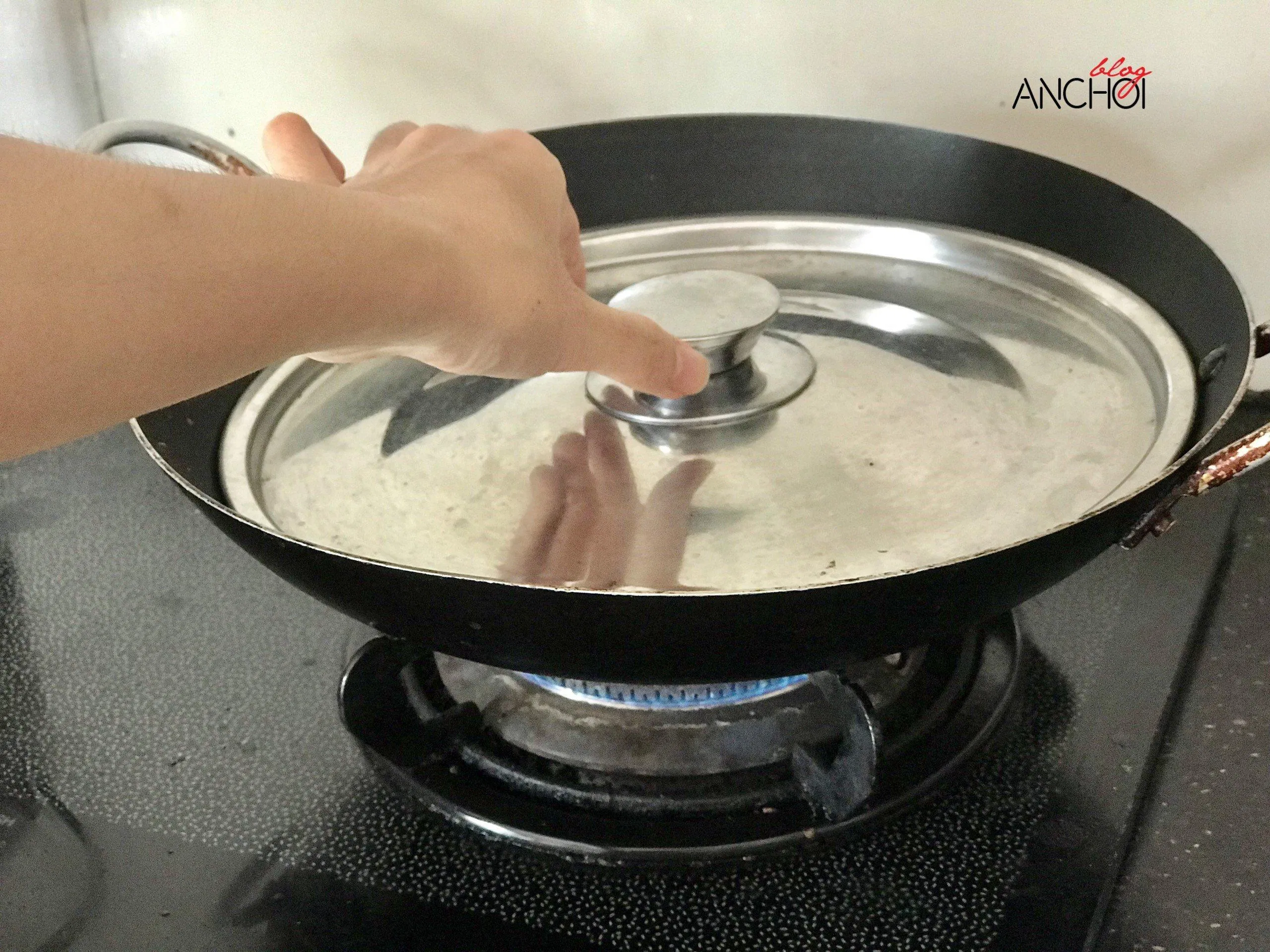 Bí quyết rán cá diêu hồng nguyên con bên ngoài vàng giòn, bên trong chín mềm bí quyết cá điêu hồng cá rô phi đỏ Cách rán cá diêu hồng nguyên con chiên cá dinh dưỡng giá trị Làm nước chấm nguyên liệu nước chấm Rán cá rán cá diêu hồng nguyên con Sơ chế cá diêu hồng