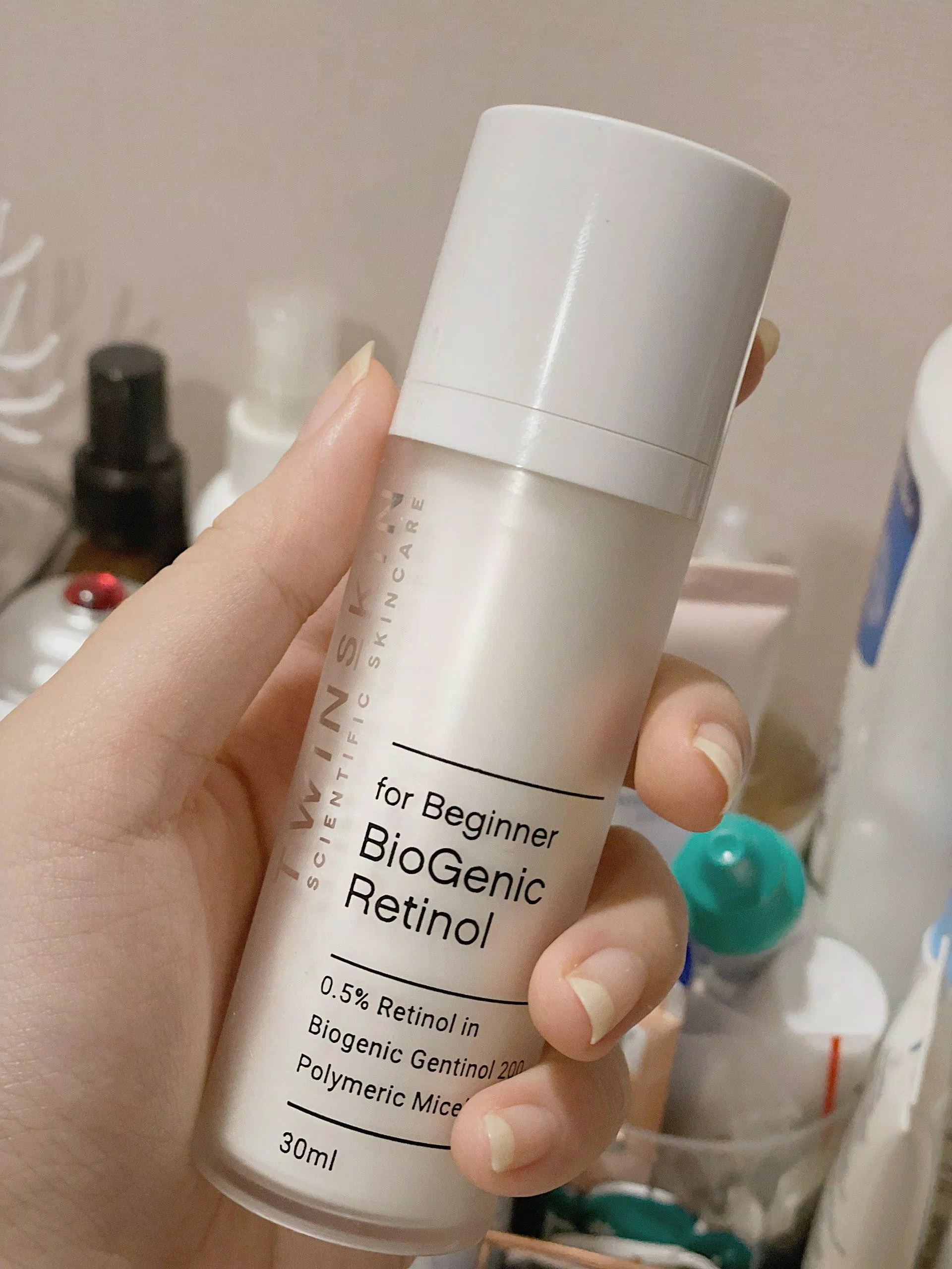 Review Biogenic Retinol Twins Skin, Retinol bọc có thực sự tốt như lời đồn? 5 For Beginner Bác sĩ Biogenic Retinol Biogenic Retinol 0 BlogAnChoi chống lão hoá công dụng công nghệ công nghệ bọc phân tử sinh học da căng bóng da căng bóng mềm mại Dipalmitoyl Hydroxyproline dưỡng sáng da EGCG giảm mụn giảm viêm giúp da căng bóng kem dưỡng Kem dưỡng Biogenic Retinol Kem dưỡng Biogenic Retinol 1 For Advance mềm mịn mỹ phẩm Niacinamide retinol sản phẩm Sepilift thành phần thiết kế thương hiệu thương hiệu mỹ phẩm thương hiệu Twins Skin Tocopheryl Acetate tretinoin Twins Skin Vitamin B3 vitamin E