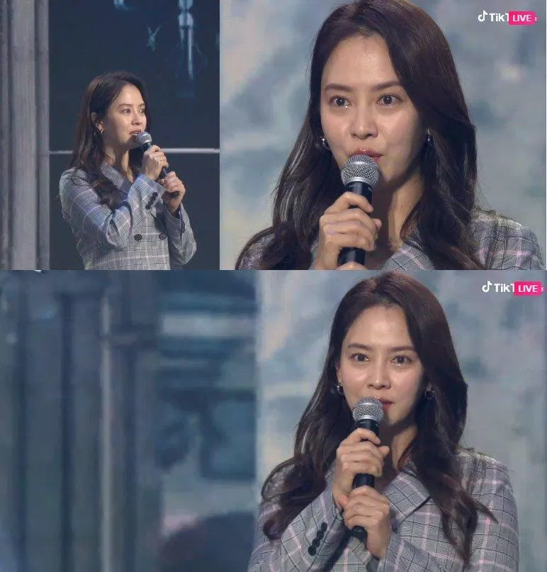 Song Ji Hyo mở màn cùng với ca khúc Missing You. (Ảnh: Internet).