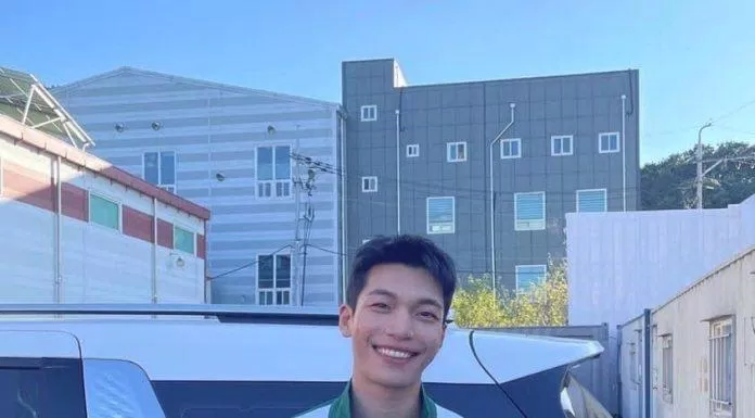 Wi Ha-joon là ai? Thông tin về diễn viên Wi Ha-joon đề cử, daughter, my golden life, eclipse mới nhất 2023 8 Vẻ ngoài điển trai và nụ cười tỏa nắng đã khiến anh nổi tiếng trên mạng xã hội (Nguồn: Internet)