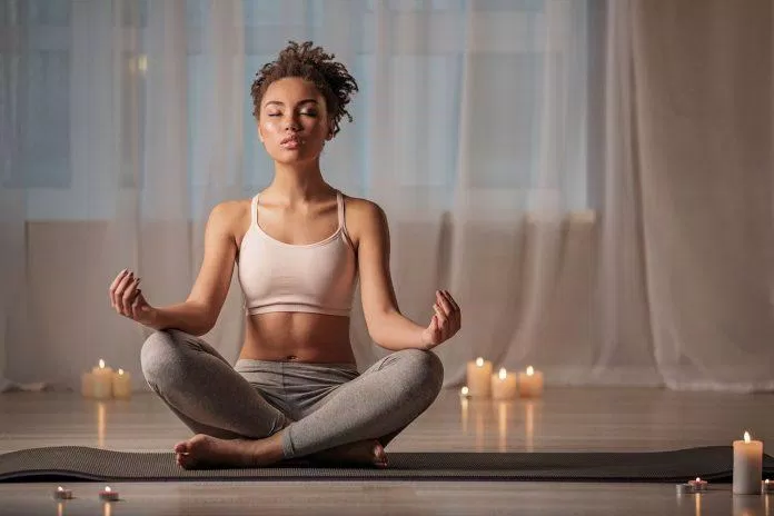 Tập thở đúng cách là một bài tập đơn giản nhất trong Yoga nhưng ích lợi nó mang lại là không hề nhỏ (Ảnh: Internet). Tập thở đúng cách là một bài tập đơn giản nhất trong Yoga nhưng ích lợi nó mang lại là không hề nhỏ (Ảnh: Internet).