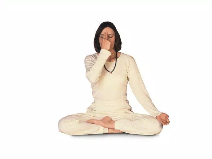 Tập thở là bước đầu tiên cực kỳ quan trọng đối với người tập Yoga (Ảnh: Internet).
