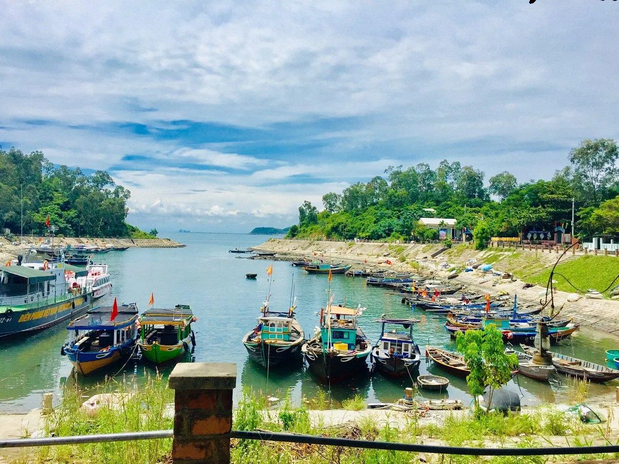 Tàu thuyền tránh bão tại Cù Lao Chàm. (Ảnh: Kim Cúc) Tàu thuyền tránh bão tại Cù Lao Chàm. (Ảnh: Kim Cúc)