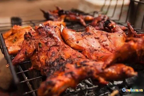 thịt chuột nướng của đồng bào người La Chí tại Hoàng Su Phì