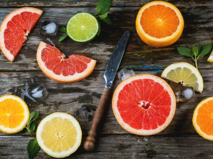 Các loại trái cây chua chứa nhiều vitamin C và axit hữu cơ nên sẽ gây nôn ói, khó chịu khi đói (ảnh: Internet). Các loại trái cây chua chứa nhiều vitamin C và axit hữu cơ nên sẽ gây nôn ói, khó chịu khi đói (Ảnh: Internet).