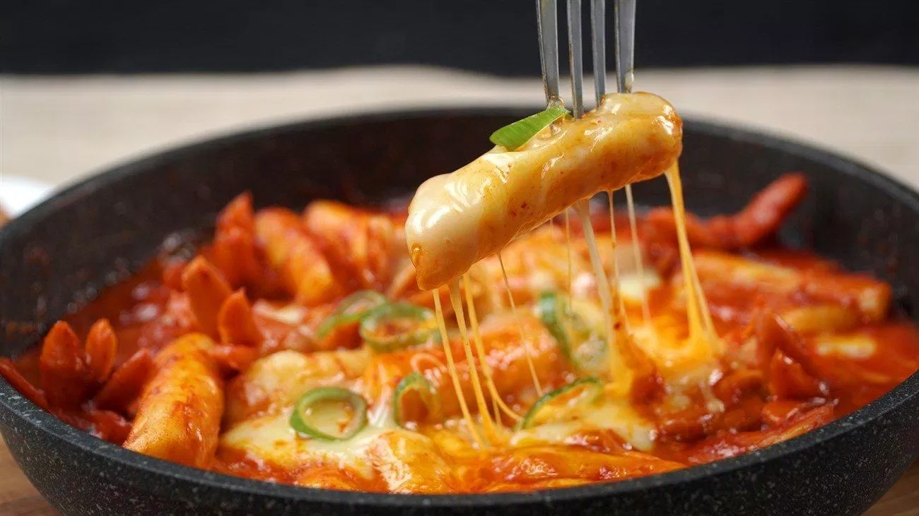 Tokbokki (Nguồn: Internet)