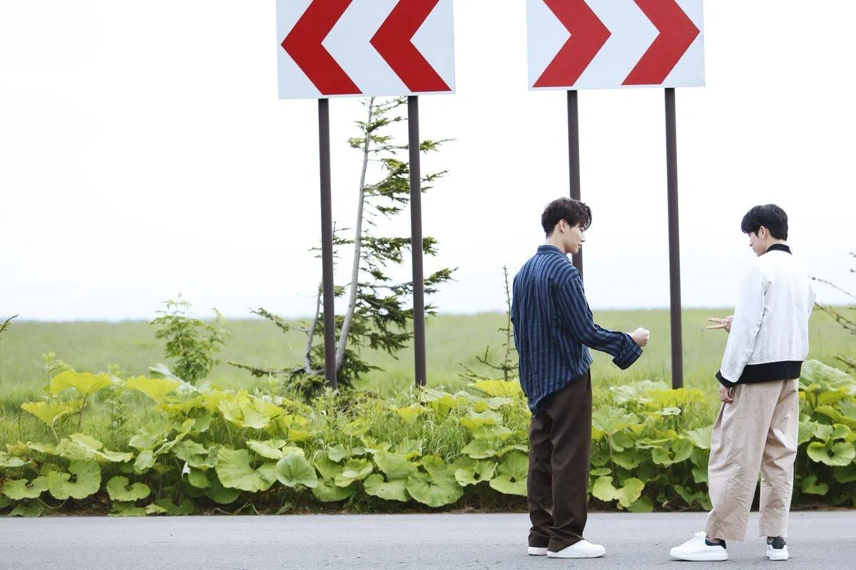 Một cảnh trong Tomorrow, Today của bộ đôi JJ Project (ảnh: internet)