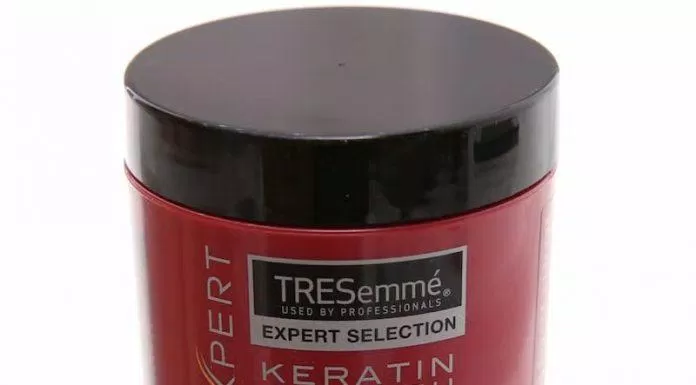 Kem ủ tóc TREsemmé Keratin Smooth (Nguồn: internet)