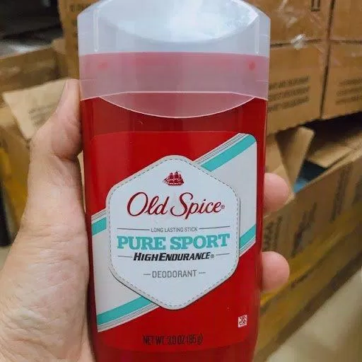 Lăn ngăn mồ hôi Old Spice Pure Sport dành cho dân thể thao (Nguồn: Interent)