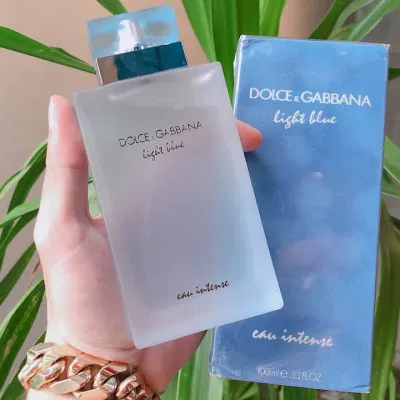 Light Blue dòng nước hoa must - try mỗi mùa hè (Nguồn: Internet) Light Blue dòng nước hoa must - try mỗi mùa hè (Nguồn: Internet)