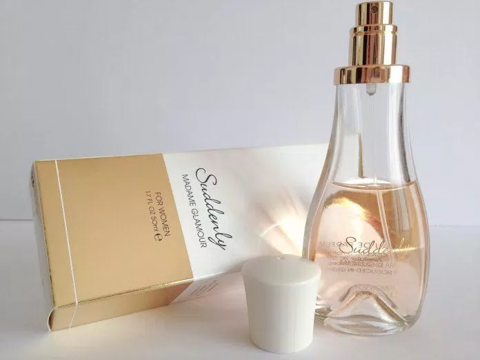 Nước hoa Suddenly là bản dupe hoàn hảo của Chanel Coco (Nguồn: Internet) Nước hoa Suddenly là bản dupe hoàn hảo của Chanel Coco (Nguồn: Internet)