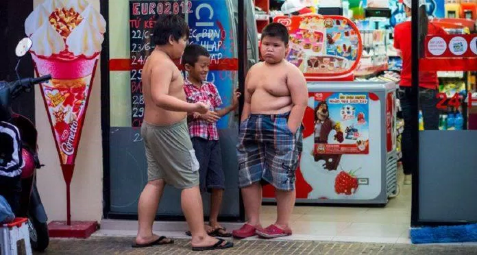 Vấn đề trẻ em béo phì đang diễn ra khắp nơi trên thế giới (ảnh: Internet).