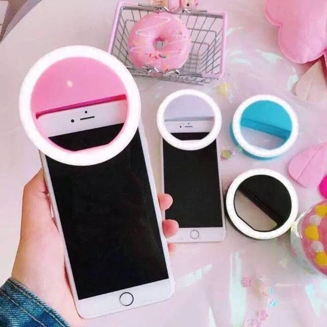 Những chiếc đèn dạng "ring" vô cùng cute (Nguồn: Internet)