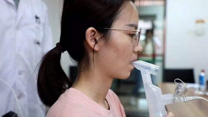 Vaccine dạng hít của Trung Quốc cần dụng cụ đặc biệt (Ảnh: Internet). Vaccine dạng hít của Trung Quốc cần dụng cụ đặc biệt (Ảnh: Internet).