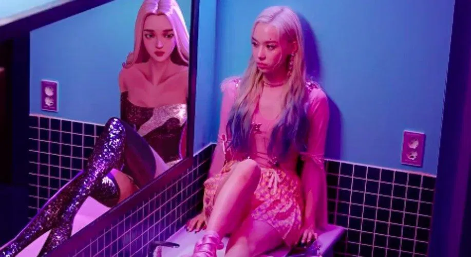 Winter (aespa) sở hữu màu tóc nổi bật. (Nguồn: Internet)