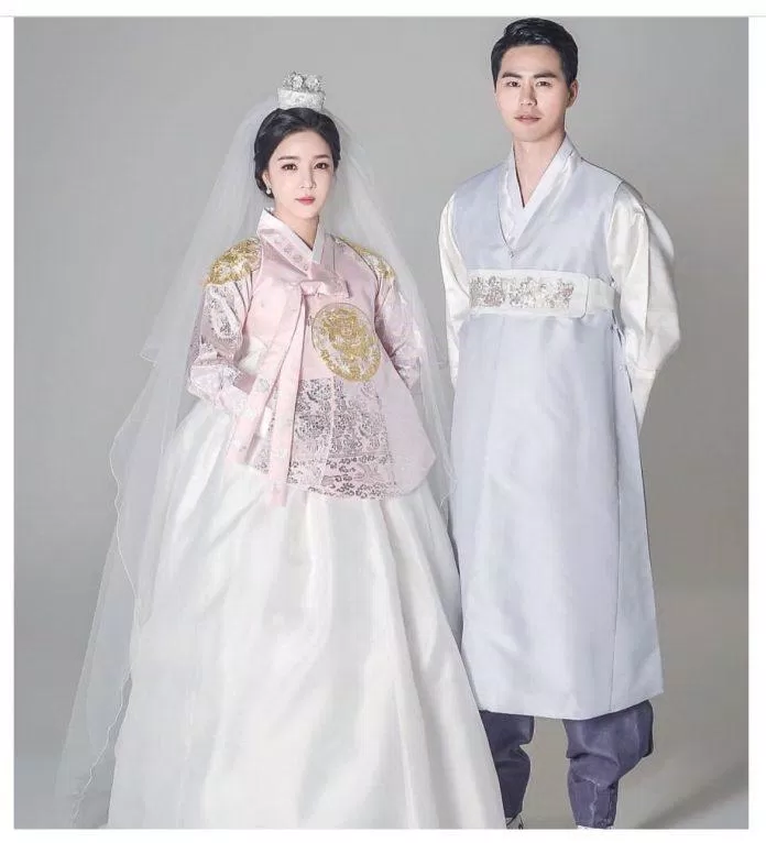 Hanbok hiện đại (Nguồn: Internet)