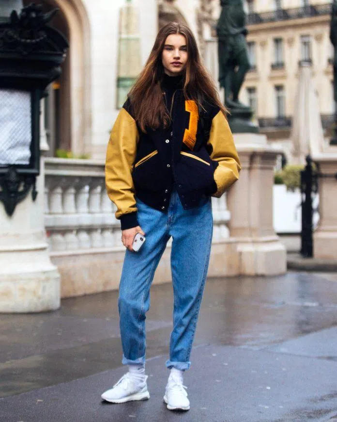 Phối cùng quần jeans (Nguồn: Internet)