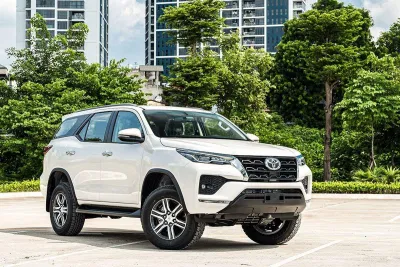 Không nên chọn xe hơi 7 chỗ nếu chỉ di chuyển 1-2 người (Nguồn: Internet). Không nên chọn xe hơi 7 chỗ nếu chỉ di chuyển 1-2 người (Nguồn: Internet).