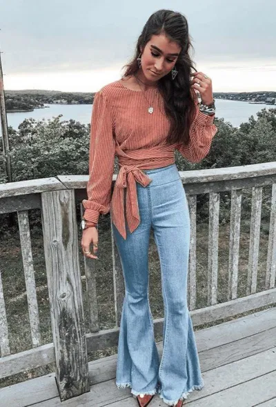 Quần jean bootcut và cách phối đồ (Nguồn: Internet)