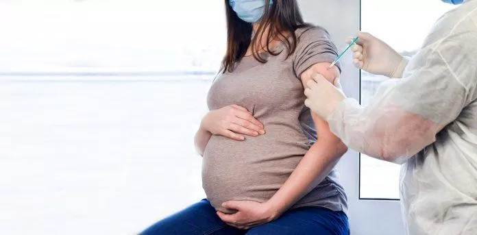 Phụ nữ mang thai được khuyến cáo nên tiêm vắc xin (Ảnh: Internet). Phụ nữ mang thai được khuyến cáo nên tiêm vắc xin (Ảnh: Internet).