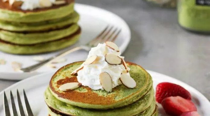 Pancake matcha yến mạch cho team nghiện trà xanh (Nguồn: Internet).