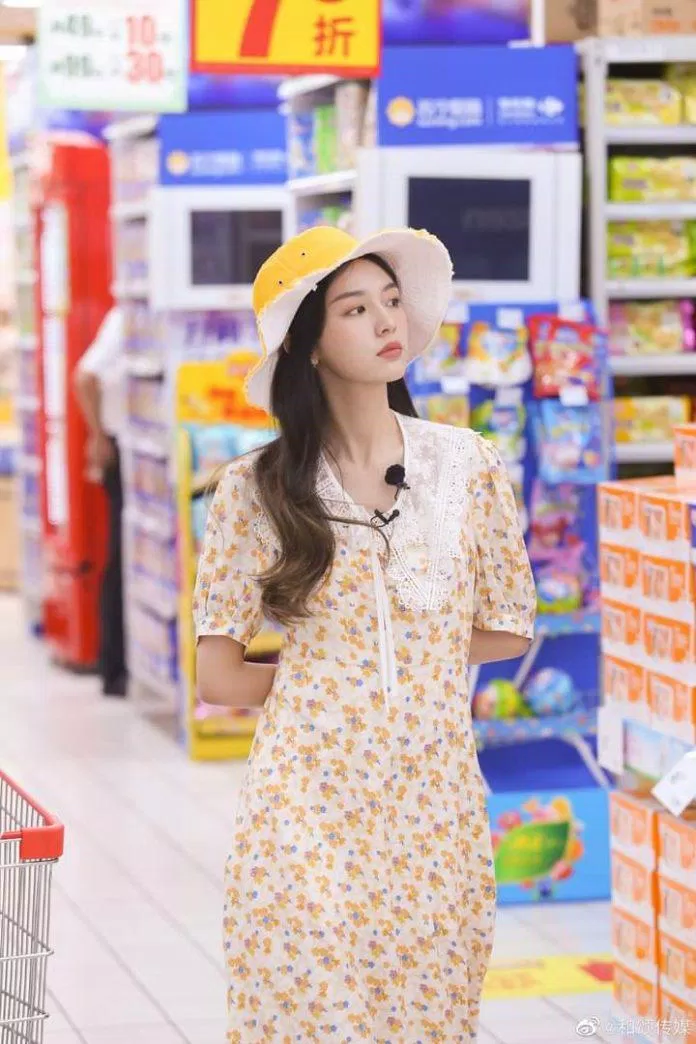 Châu Dã đáng yêu như nữ sinh (Nguồn: Internet). Châu Dã đáng yêu như nữ sinh (Nguồn: Internet).