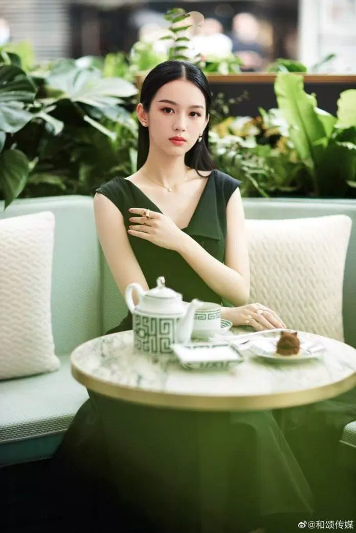 Châu Dã tham dự event Boucheron (Nguồn: Internet). Châu Dã tham dự event Boucheron (Nguồn: Internet).