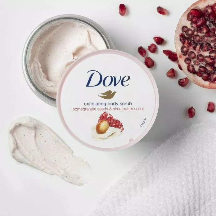 Dove Exfoliating Body Polish Red Pomegranate đang là phiên bản hot nhất (nguồn: Internet).