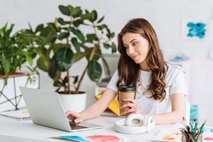 Work from home (Nguồn: Internet)