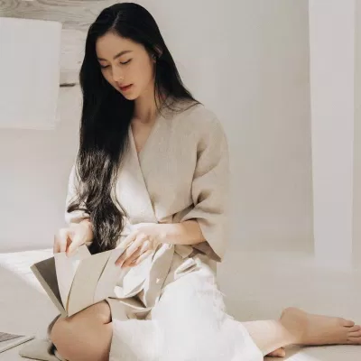 Cô yêu thích ăn chay, thiền định và sống lành mạnh (Nguồn ảnh: Internet). Cô yêu thích ăn chay, thiền định và sống lành mạnh (Nguồn ảnh: Internet).