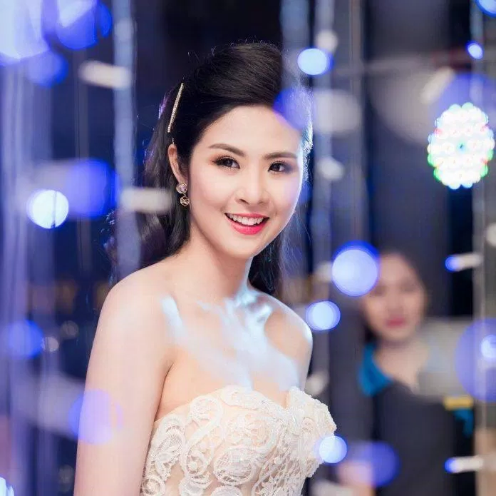 Sự dịu dàng, duyên dáng làm nên thương hiệu của nàng hậu (Nguồn ảnh: Internet). Sự dịu dàng, duyên dáng làm nên thương hiệu của nàng hậu (Nguồn ảnh: Internet).