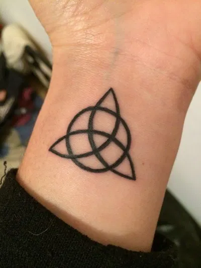 Hình xăm đẹp cho nữ. (Ảnh: Internet) Hình xăm đẹp cho nữ. (Ảnh: Internet)