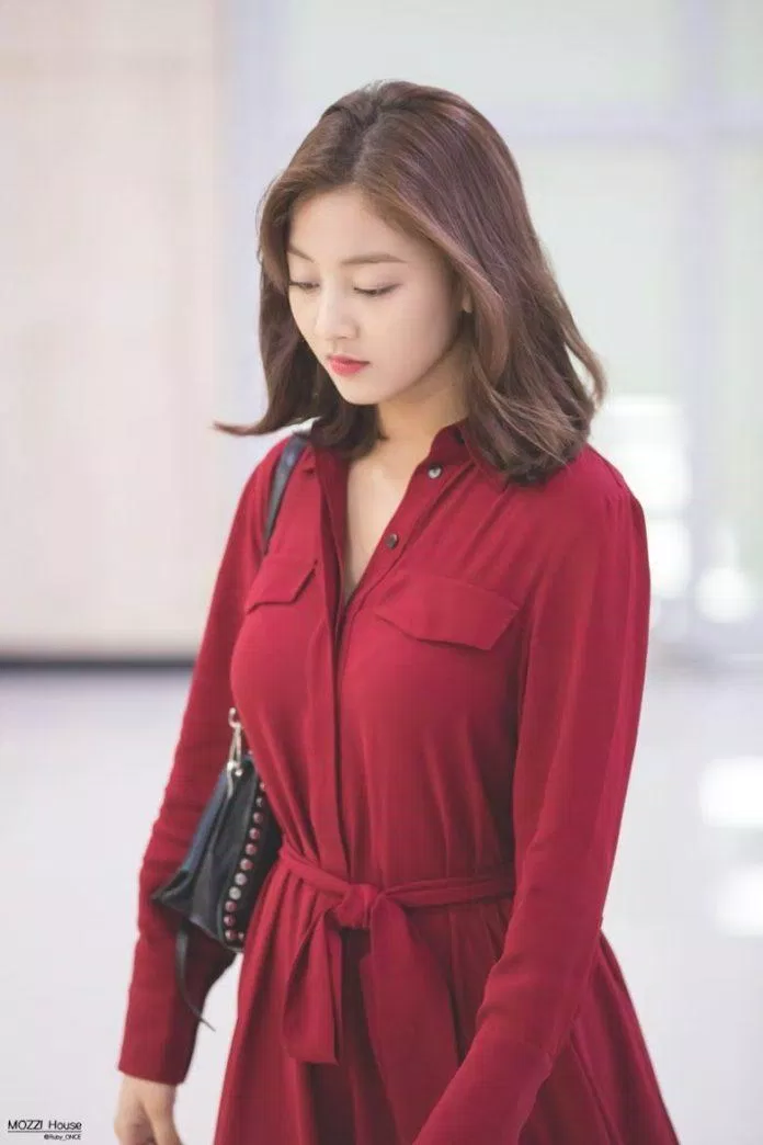 Jihyo từng bị đánh giá thấp về nhan sắc ngày đó (Ảnh: Internet)