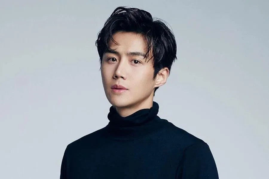 Kim Seon Ho chưa hết hợp đồng với công ty. chủ quản (Ảnh: Internet)