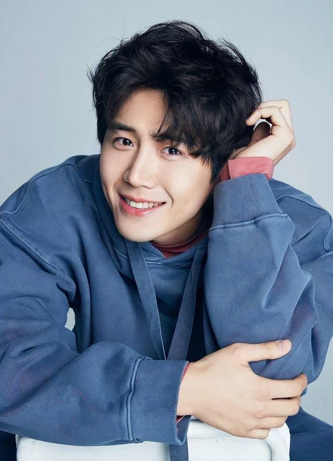 Hiện tại khán giả đang háo hức chờ ngày trở lại của Kim Seon Ho (ảnh : Internet)