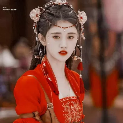 Tạo hình Mộ Nam Chi của Cúc Tịnh Y (Ảnh: Internet)