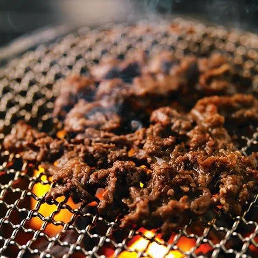 Thịt ngon hay không là nhờ nước sốt Bulgogi (Nguồn: Internet). Thịt ngon hay không là nhờ nước sốt Bulgogi (Nguồn: Internet).